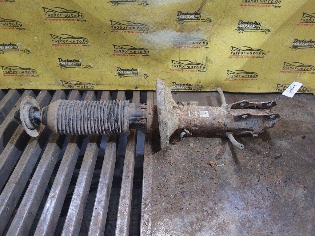 Амортизатор передний левый LEU36F Volkswagen Golf - Фото 2