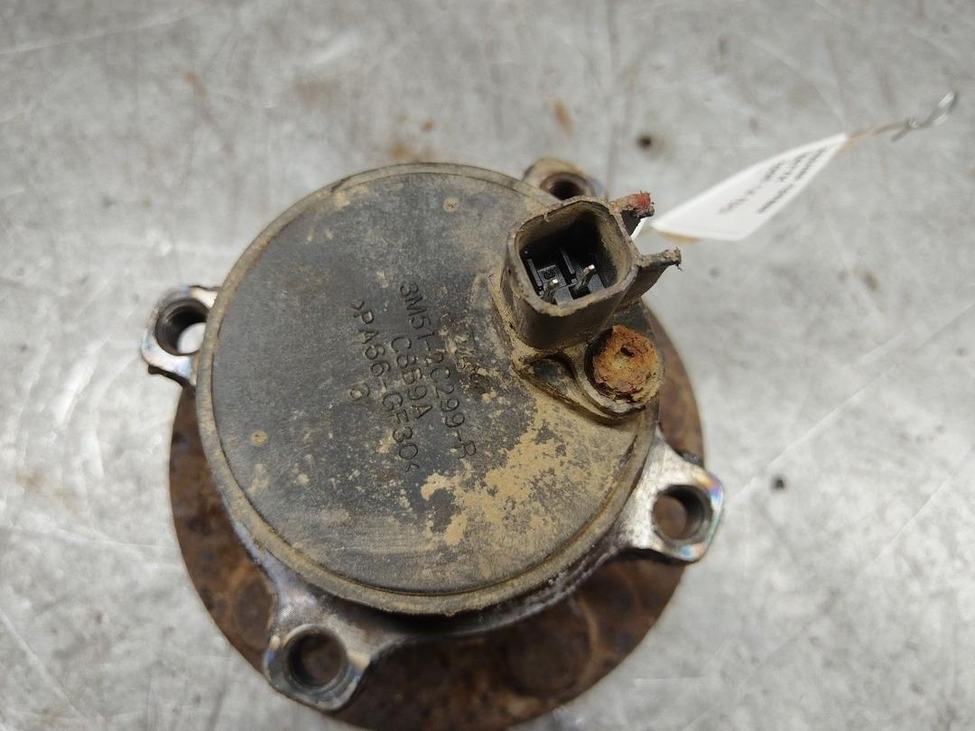 Ступица задняя правая 1MAT7K Ford Focus - Фото 3