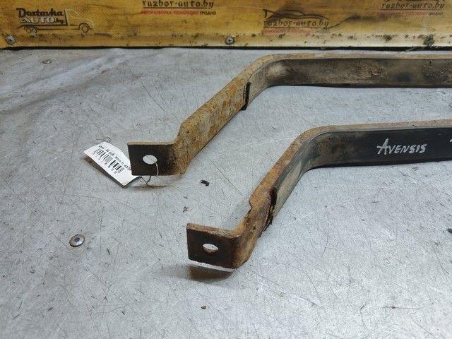 Крепление топливного бака SYP6Q8 Toyota Avensis купить