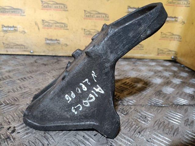 Кронштейн двигателя XKJGB2 Audi 100 купить с доставкой