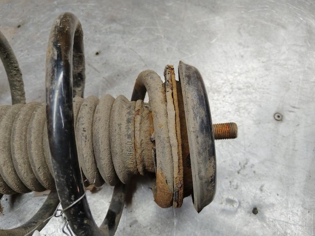 Амортизатор передний левый 34KJVN Peugeot 307 купить в магазине запчастей бу