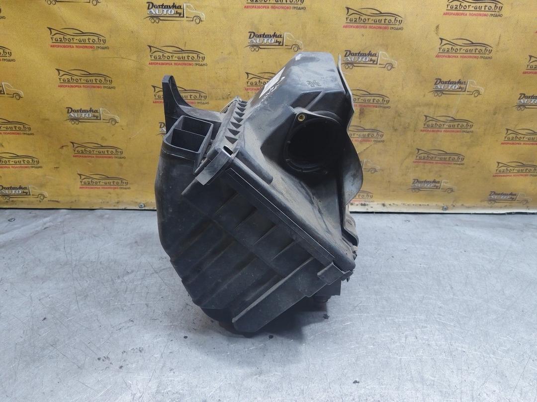 Корпус воздушного фильтра 6QK41S Audi A4