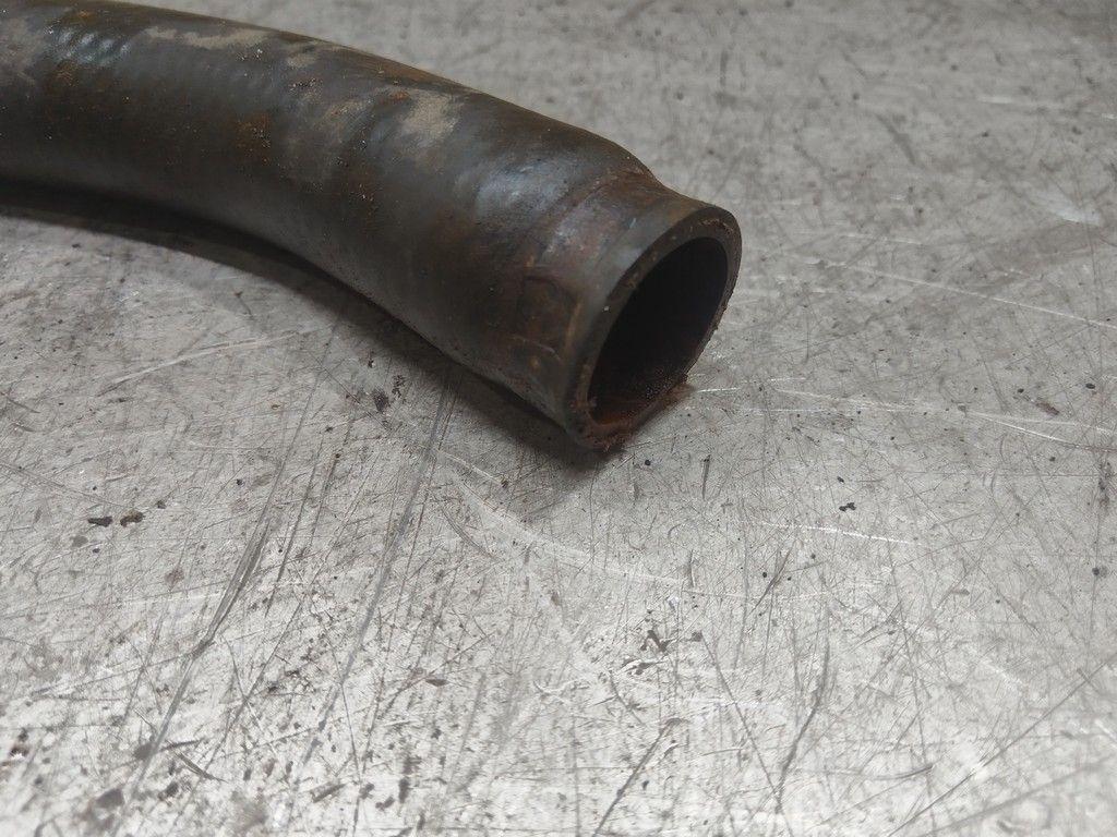 Патрубок радиатора C9NY34 Audi 80 - Фото 2