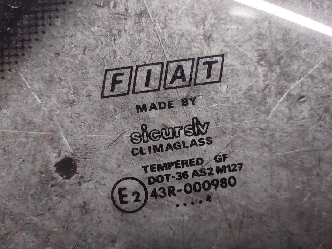 Стекло кузовное боковое правое X1IAS7 Fiat Tempra купить с доставкой