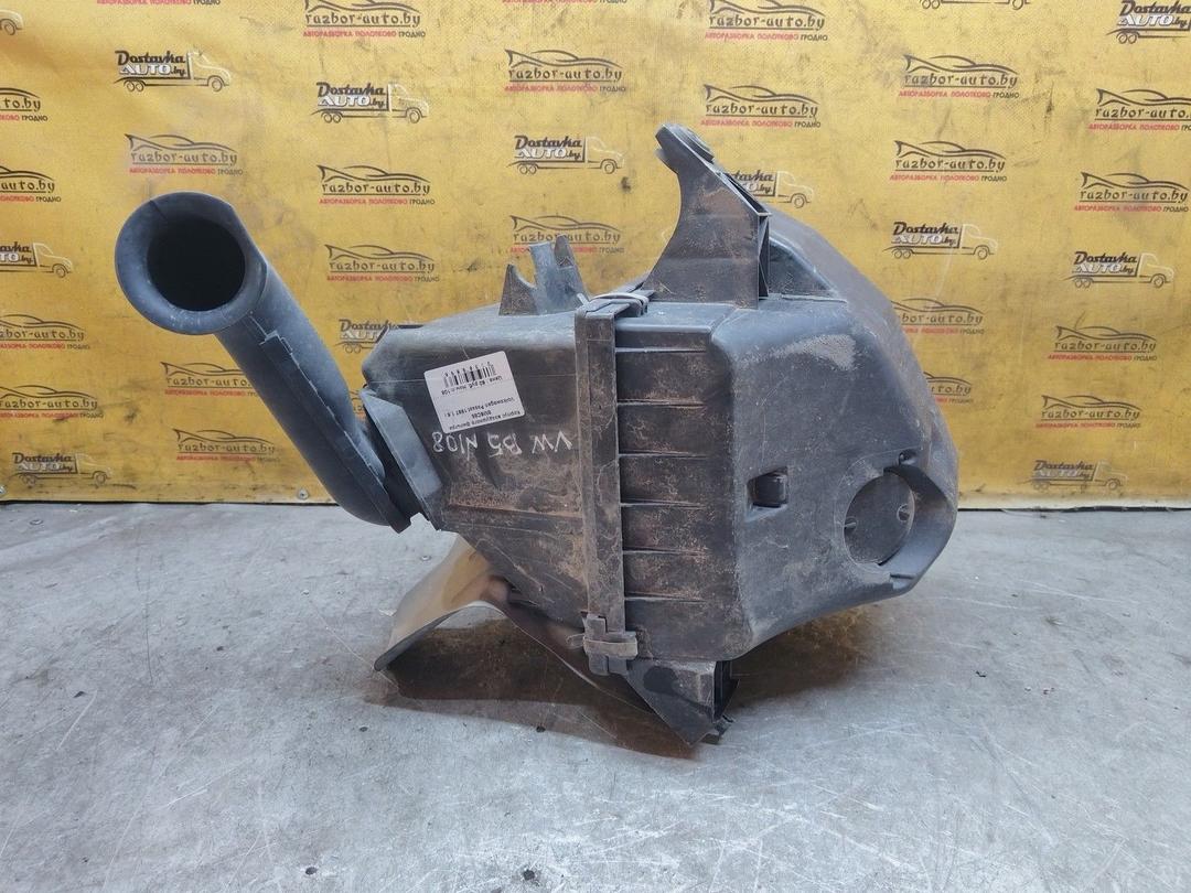 Корпус воздушного фильтра 8M6C85 Volkswagen Passat