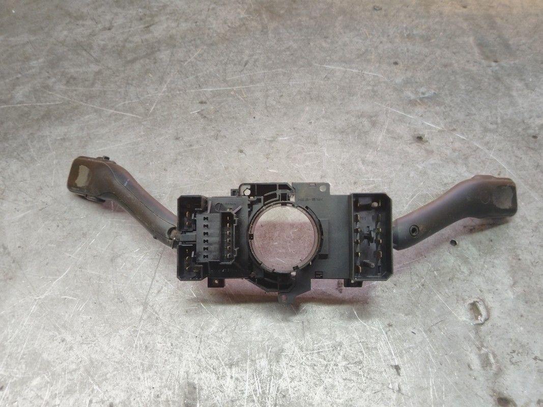 Переключатель подрулевой (стрекоза) 400FIL Volkswagen Golf купить