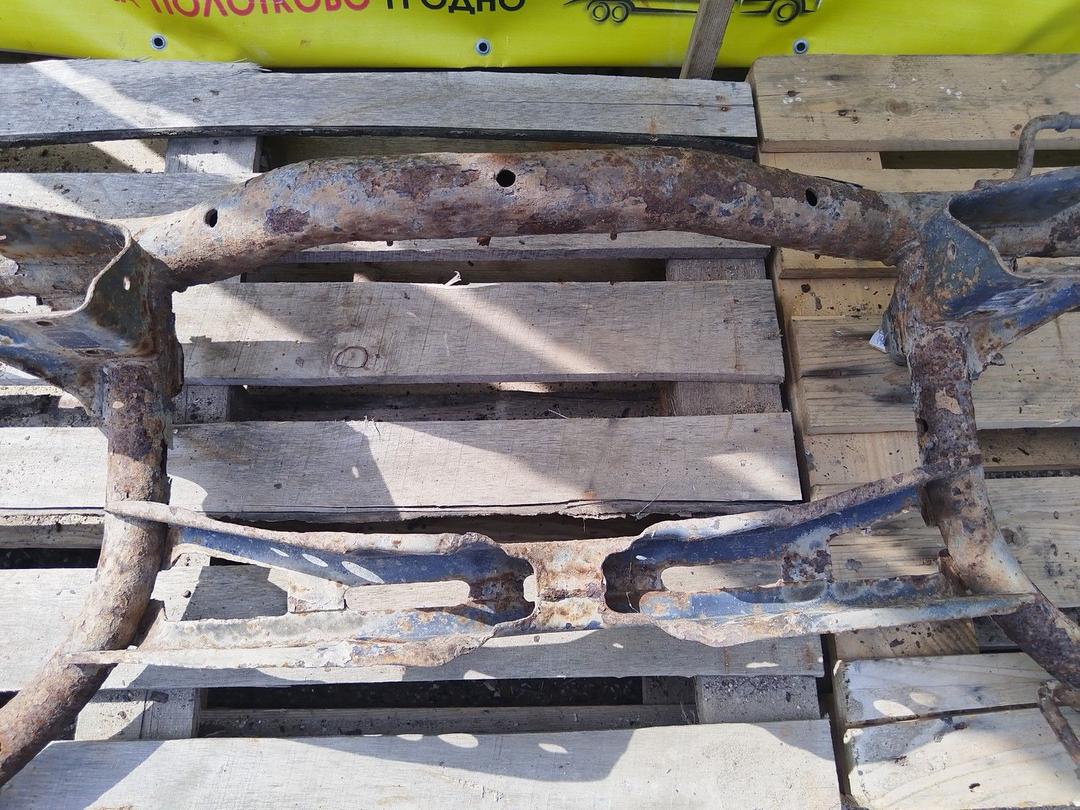 Балка подвески задняя M7PJ6W Volkswagen Touran undefined