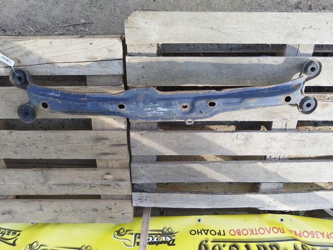 Балка под радиатор 9LQG49 Volkswagen Passat купить в магазине запчастей бу