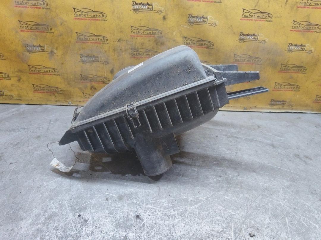 Корпус воздушного фильтра C9Q1LJ Renault Master undefined