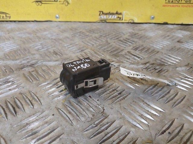 Кнопка корректора фар D6QERF Skoda Octavia купить с доставкой