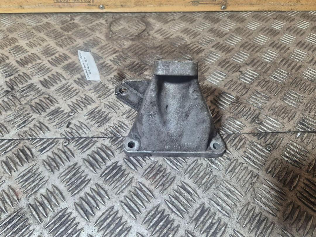 Кронштейн двигателя NB5OQ1 Audi A4 - Фото 2