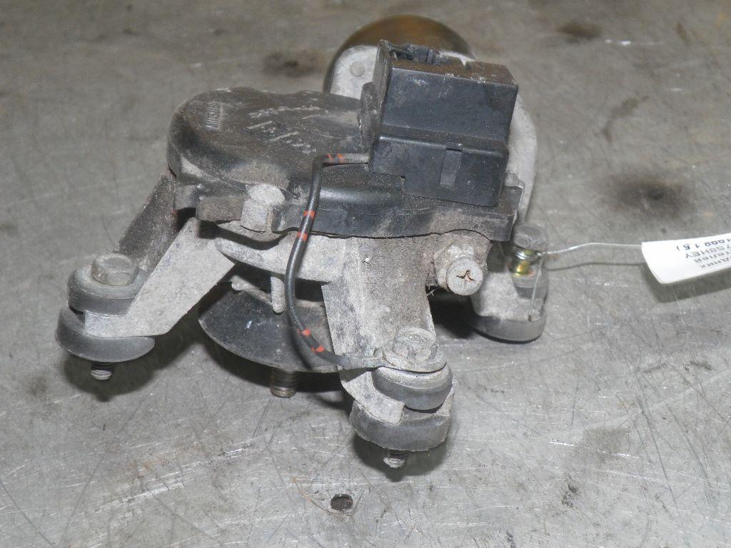 Моторчик передних стеклоочистителей (дворников) 7S8HEY Mazda 323F - Фото 4