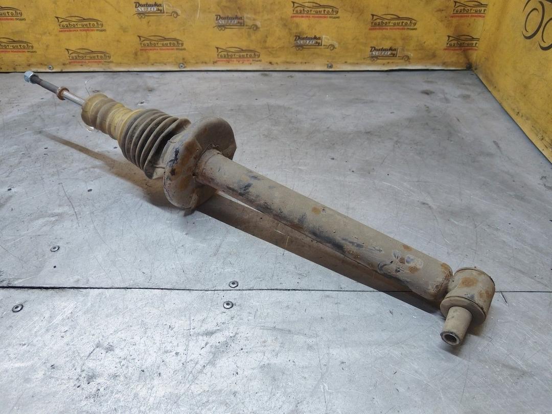 Амортизатор задний правый 48TR65 Audi A4 - Фото 3