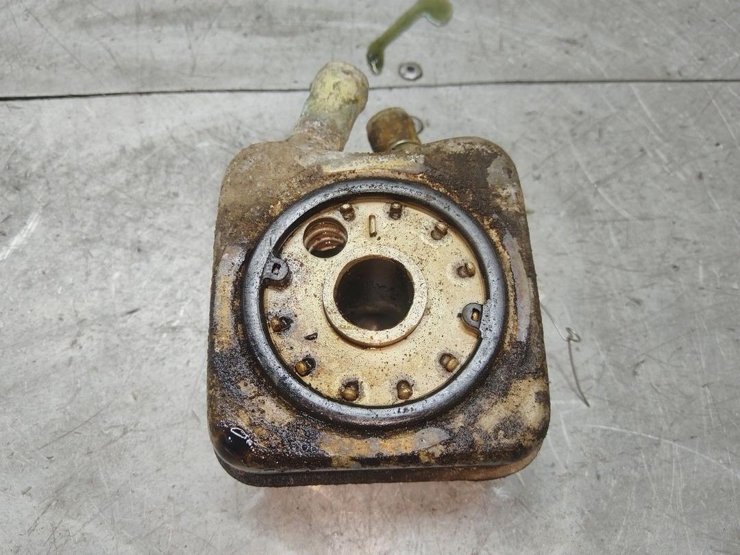 Теплообменник масляного фильтра G3II9O Audi A3 - Фото 3