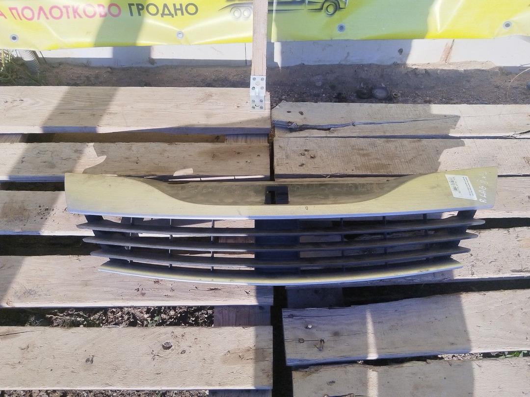 Решетка радиатора A03UFL Renault Laguna