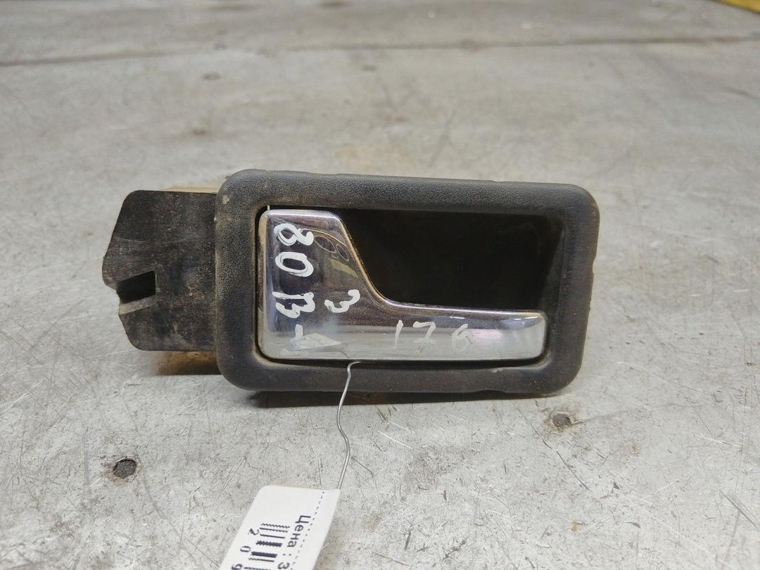 Ручка внутренняя задняя левая 8BLOA6 Audi 80