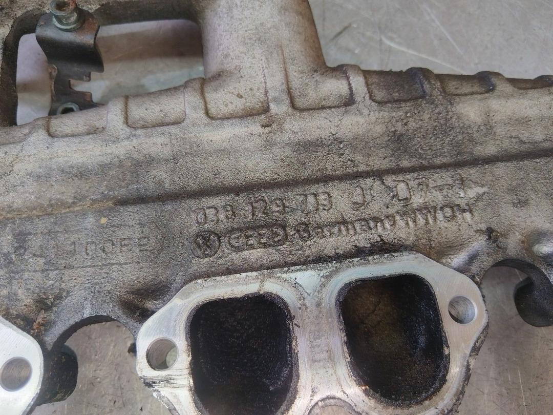 Коллектор впускной 6CYKFA Volkswagen Golf - Фото 3