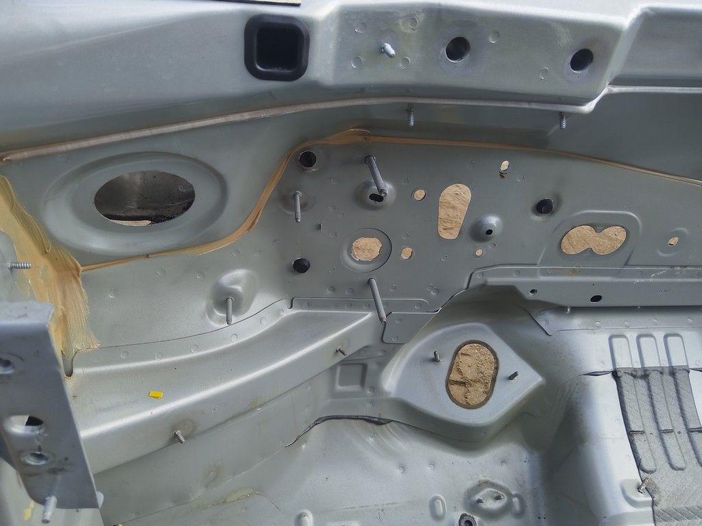 Стакан лонжерона левый MYBQ8Q Citroen C5 - Фото 4