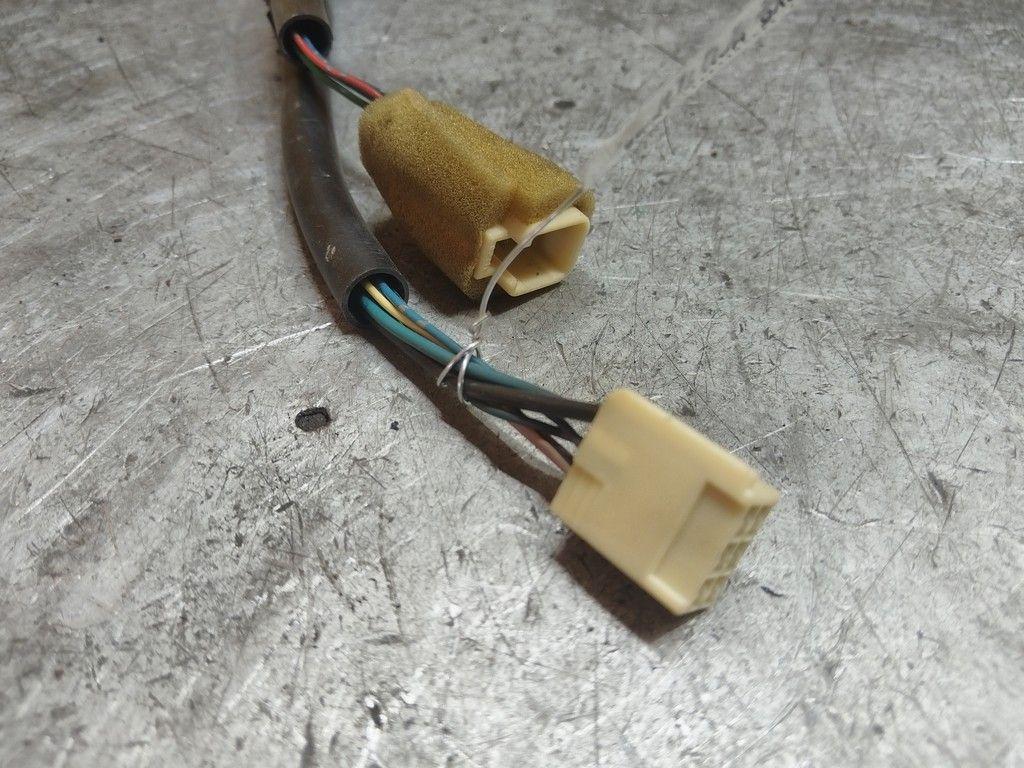 Проводка крышки багажника DEOM4S Toyota Corolla Verso - Фото 3