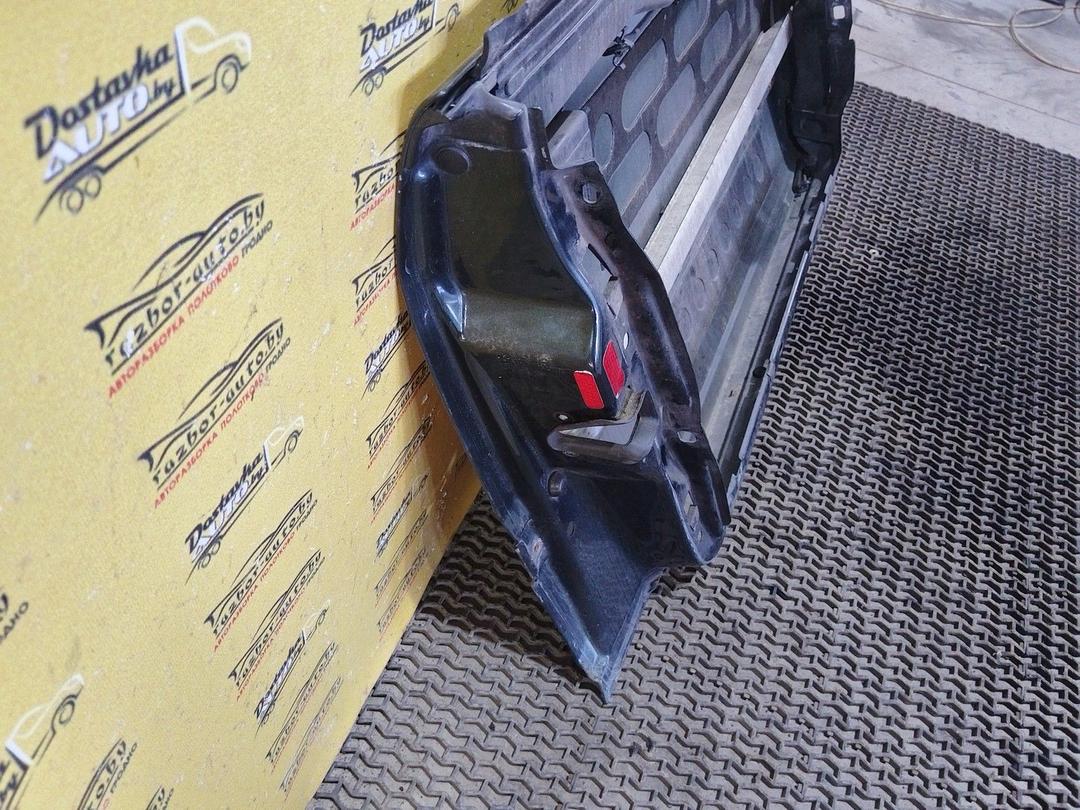 Дверь передняя левая 438VE9 Audi 100 купить на авторазборке