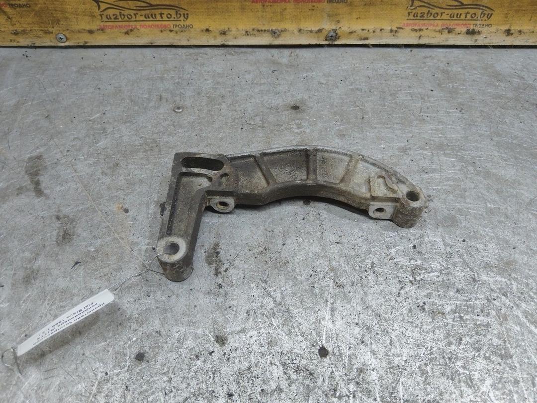 Кронштейн компрессора кондиционера I6J7TX Fiat Bravo