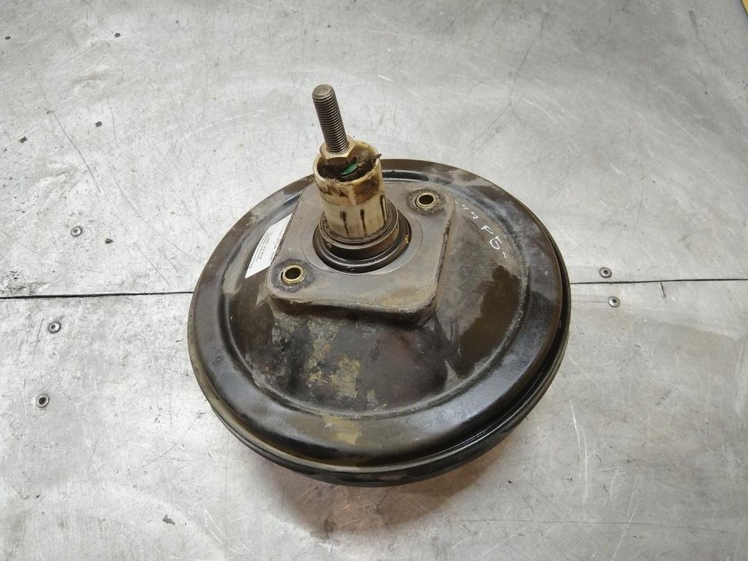 Вакуумный усилитель тормозов A0DE6E Audi A4 купить в магазине запчастей бу