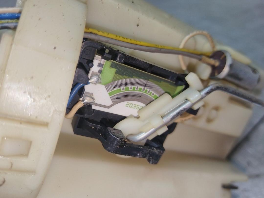 Колба в бак 1E5F9E Daewoo Matiz - Фото 4