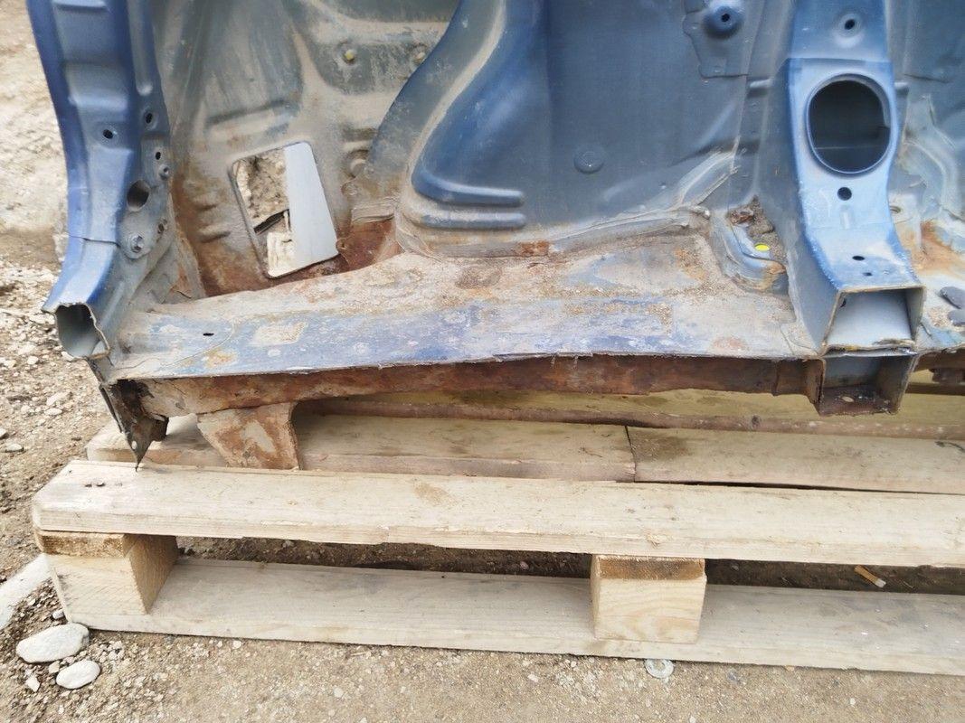 Крыло заднее левое PY27P7 Toyota Corolla Verso undefined