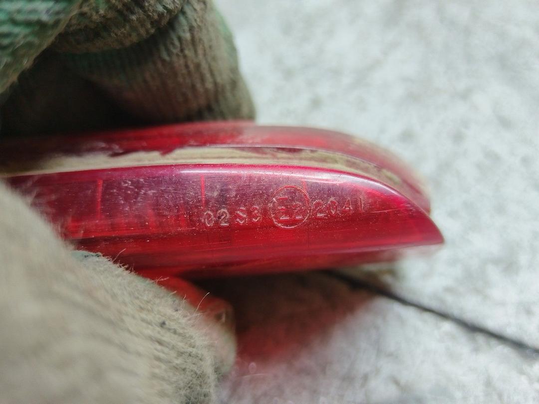 Стоп-сигнал UG7XT5 Toyota Avensis купить с доставкой