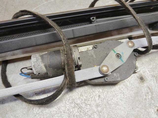 Шторка багажника 6GS0P3 Peugeot 607 купить в магазине запчастей бу