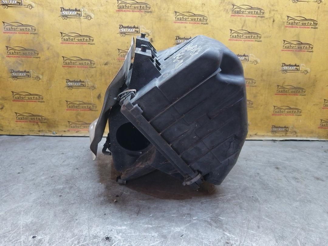 Корпус воздушного фильтра W56SER Volkswagen Passat