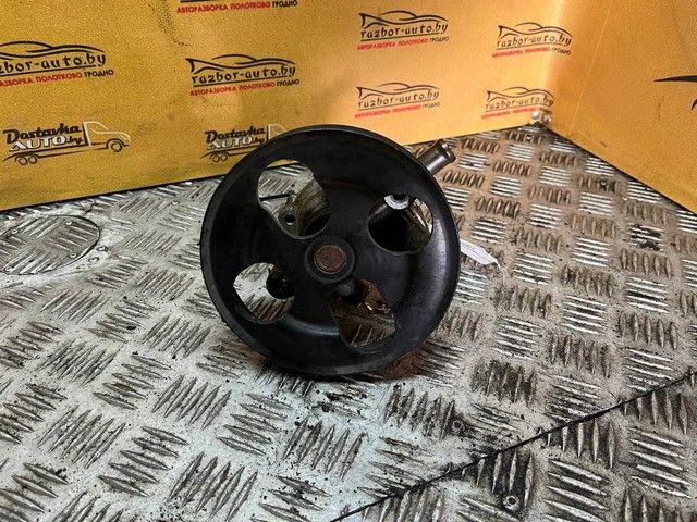 Насос гидроусилителя руля KYB86M Mitsubishi Space Star купить с доставкой