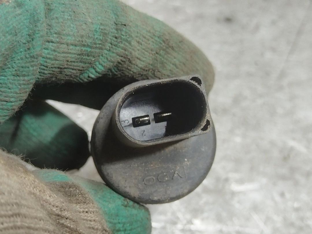 Насос (моторчик) омывателя стекла Z91J73 Volkswagen Jetta - Фото 3