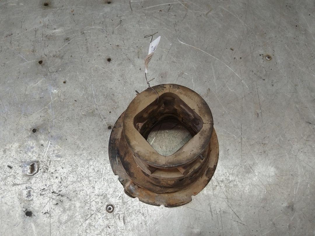 Опора амортизатора нижняя (чашка) L9TR8G Renault Scenic