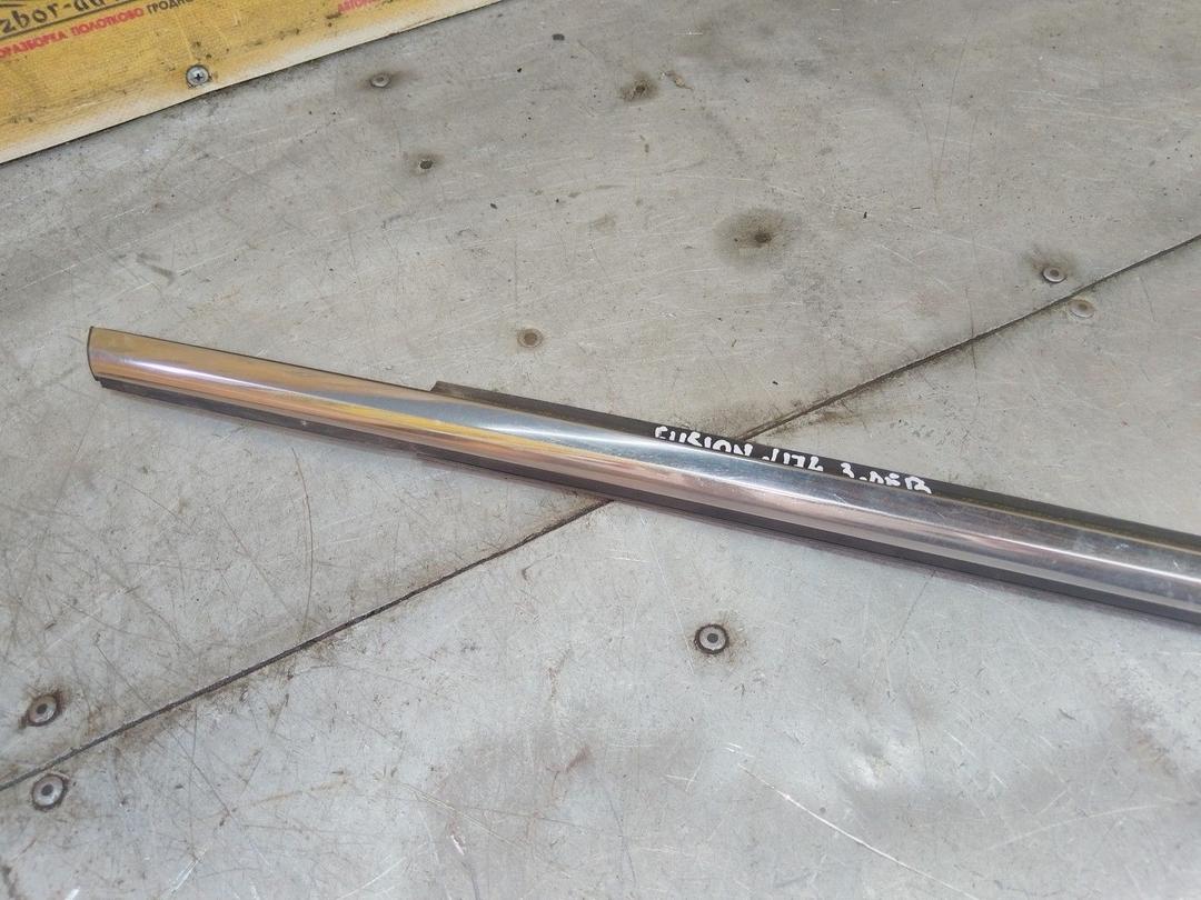 Молдинг стекла двери задней левой наружный 6AMZGV Ford Fusion - Фото 4