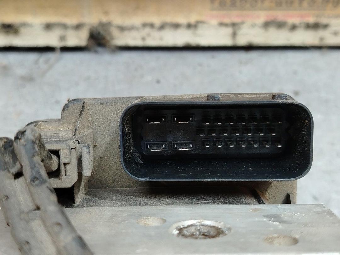 Блок ABS 5E5I67 Volvo S80 - Фото 4