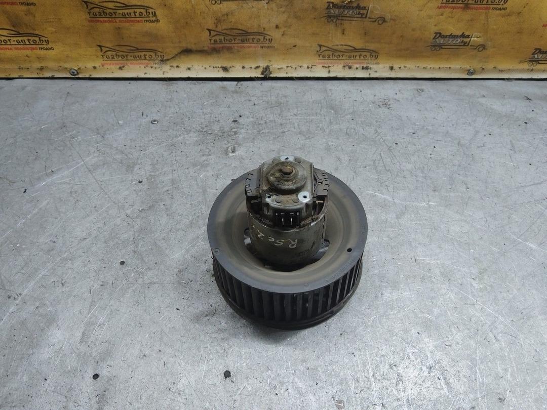 Моторчик печки VUR3UF Renault Scenic купить в магазине запчастей бу