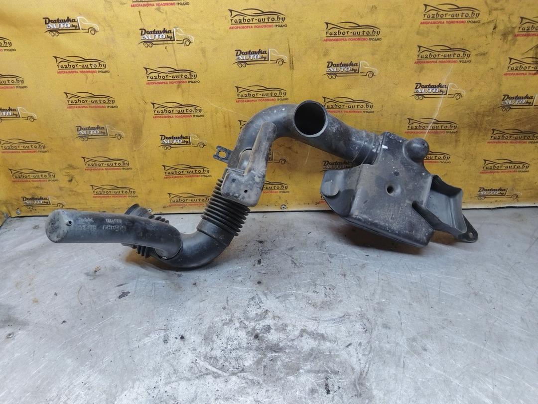 Патрубок воздушного фильтра RZ3532 Subaru Forester купить в магазине запчастей бу