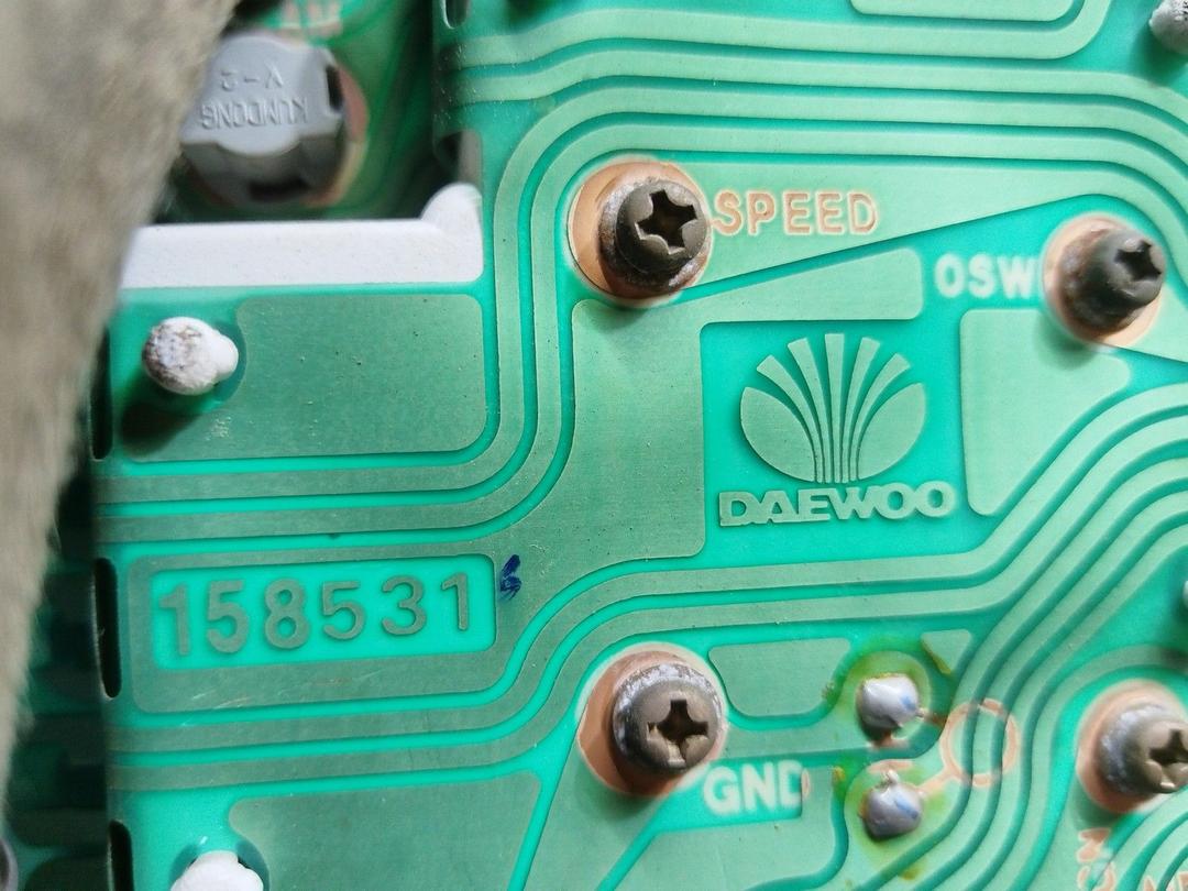 Щиток приборов (приборная панель) F63CPT Daewoo Nubira купить на авторазборке