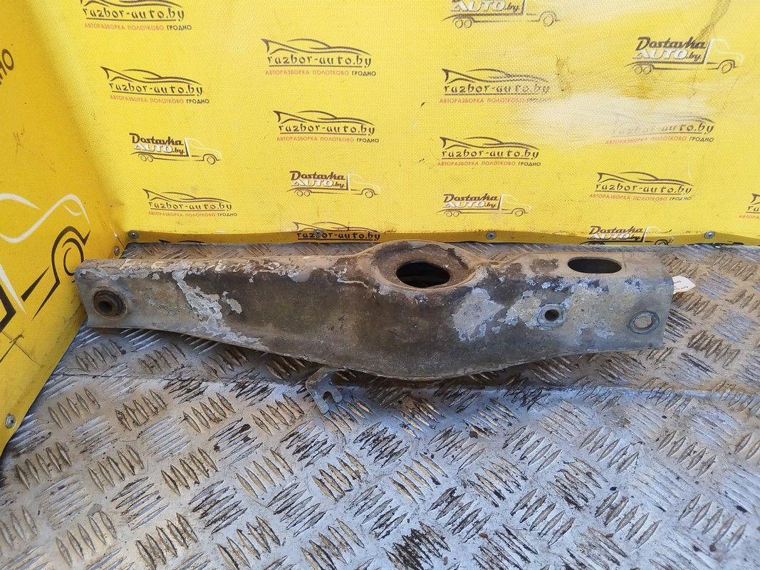 Рычаг задний правый VOEZWX Peugeot 406 купить на авторазборке