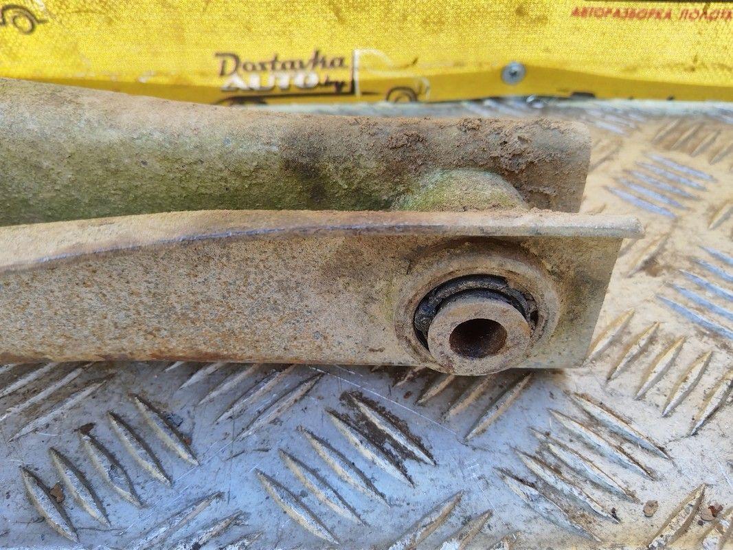 Рычаг задний правый Z02Q1N Peugeot 406 купить в магазине запчастей бу