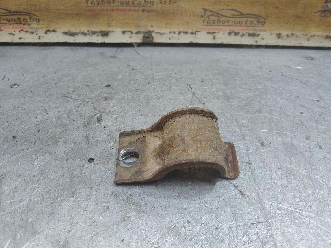 Крепление втулки стабилизатора KV9T5S Citroen Xsara Picasso - Фото 1