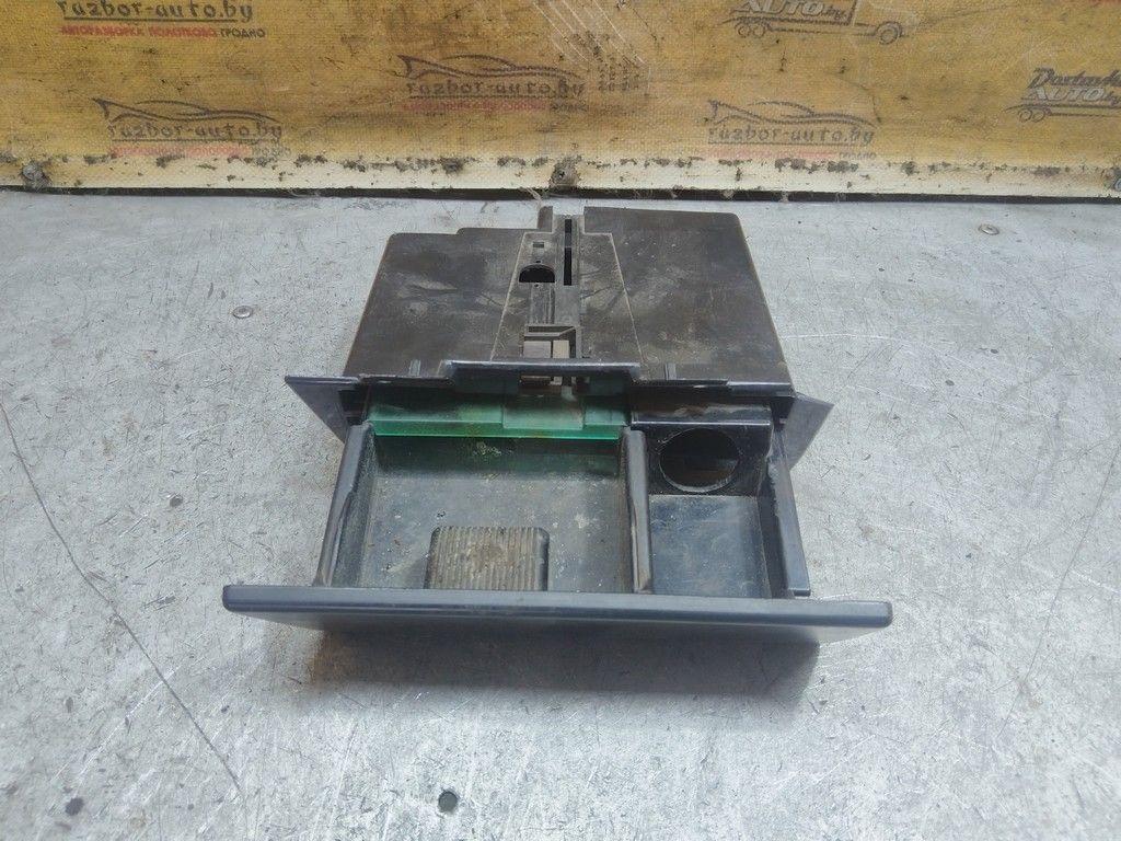 Пепельница K3WWD0 Citroen Xantia - Фото 2