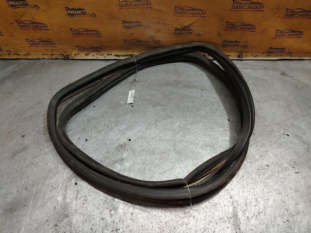 Уплотнитель двери задней правой 49ZHCT Peugeot 106 - Фото 3