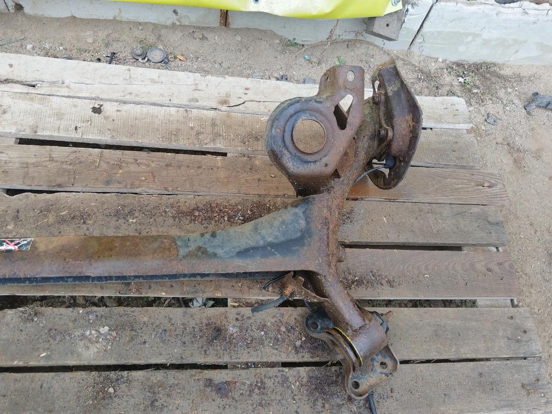 Балка подвески задняя 0F37DP Peugeot 307 undefined