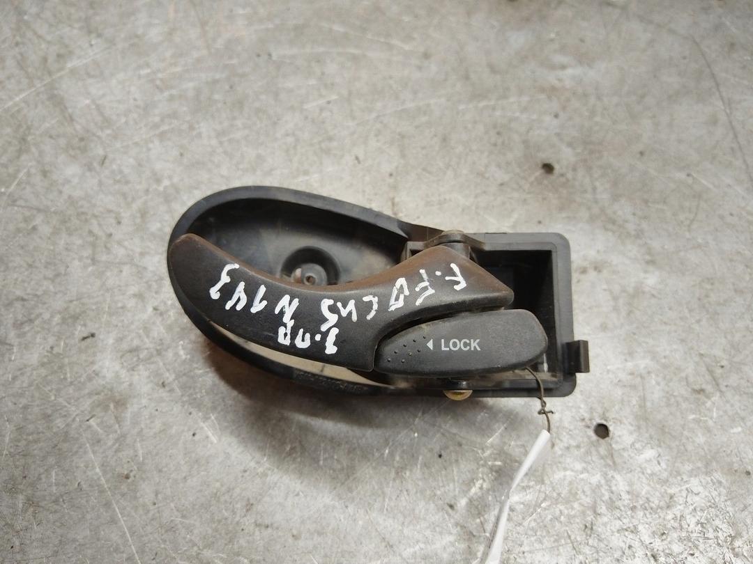 Ручка внутренняя задняя правая I6XVLW Ford Focus