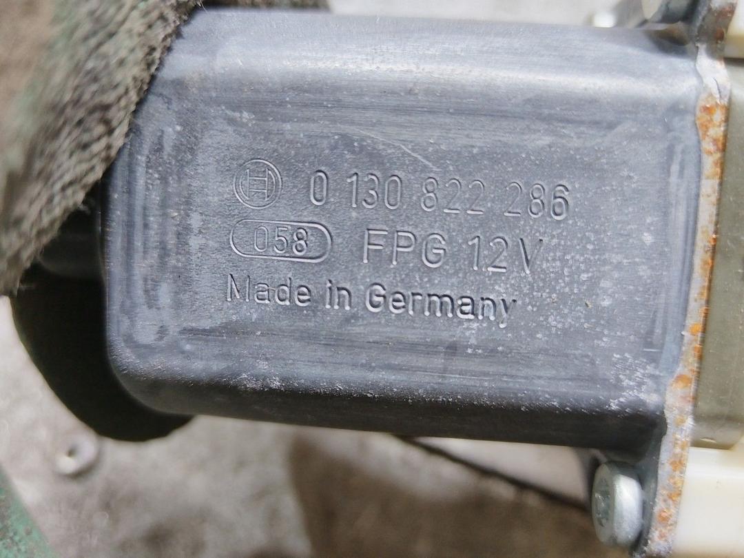 Стеклоподъемник электрический передний правый SS4Q22 Ford Galaxy купить в магазине запчастей бу