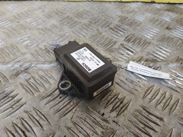 Датчик ускорения 7HSQ5U Nissan Primera