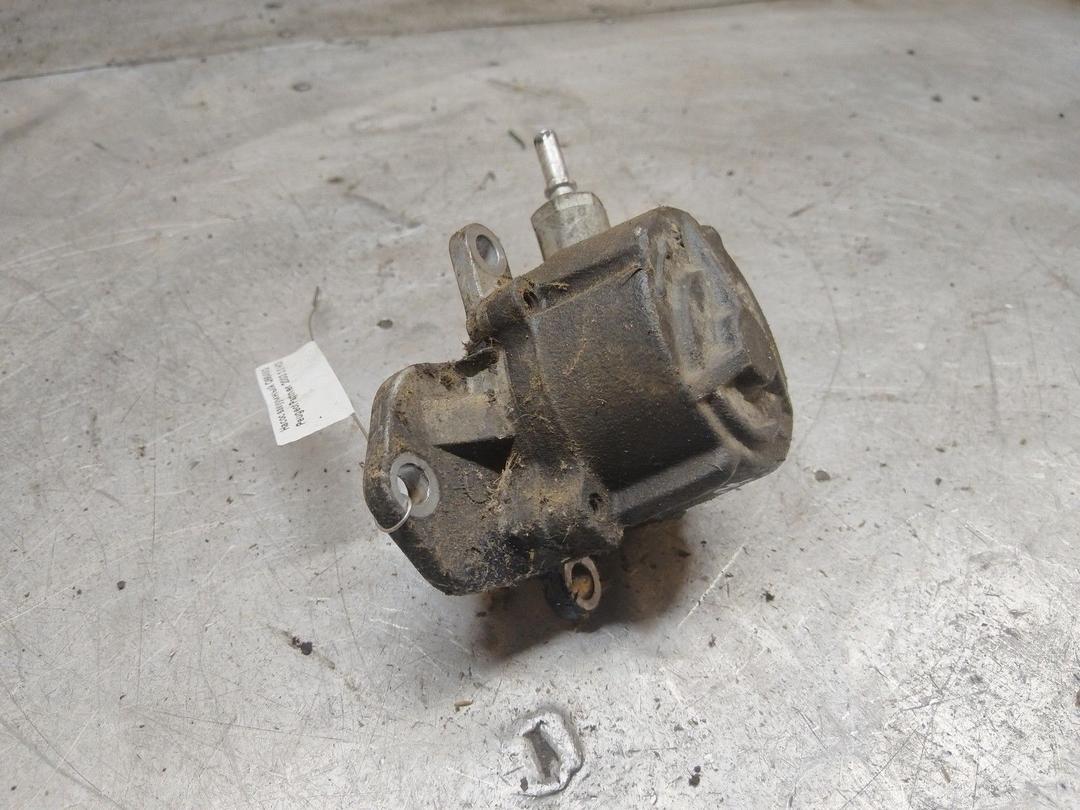 Насос вакуумный Q664MG Peugeot Partner - Фото 2