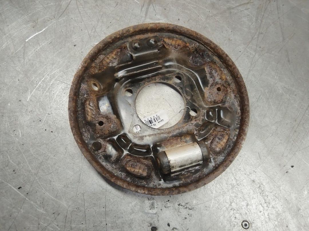 Кожух защитный тормозного диска 8BKAOA Toyota Aygo купить